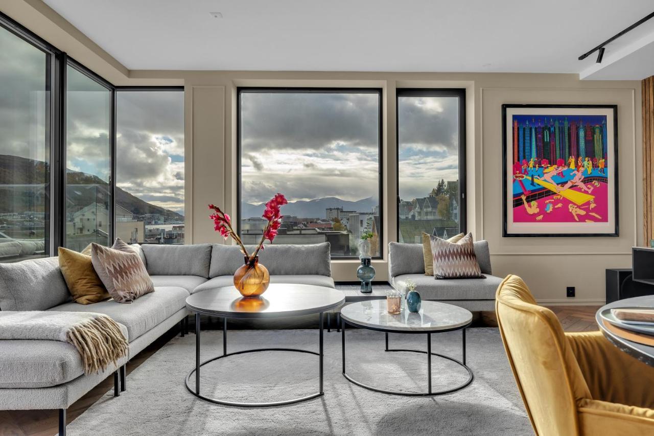 Penthouse In Downtown Tromso New Apartamento Exterior foto