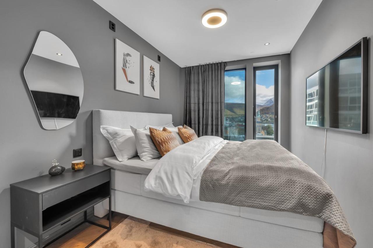 Penthouse In Downtown Tromso New Apartamento Exterior foto