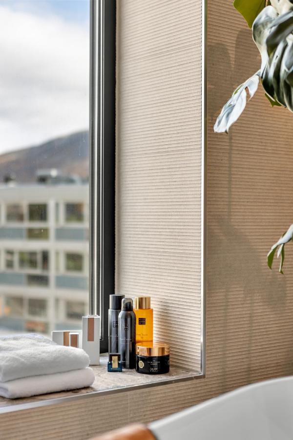 Penthouse In Downtown Tromso New Apartamento Exterior foto